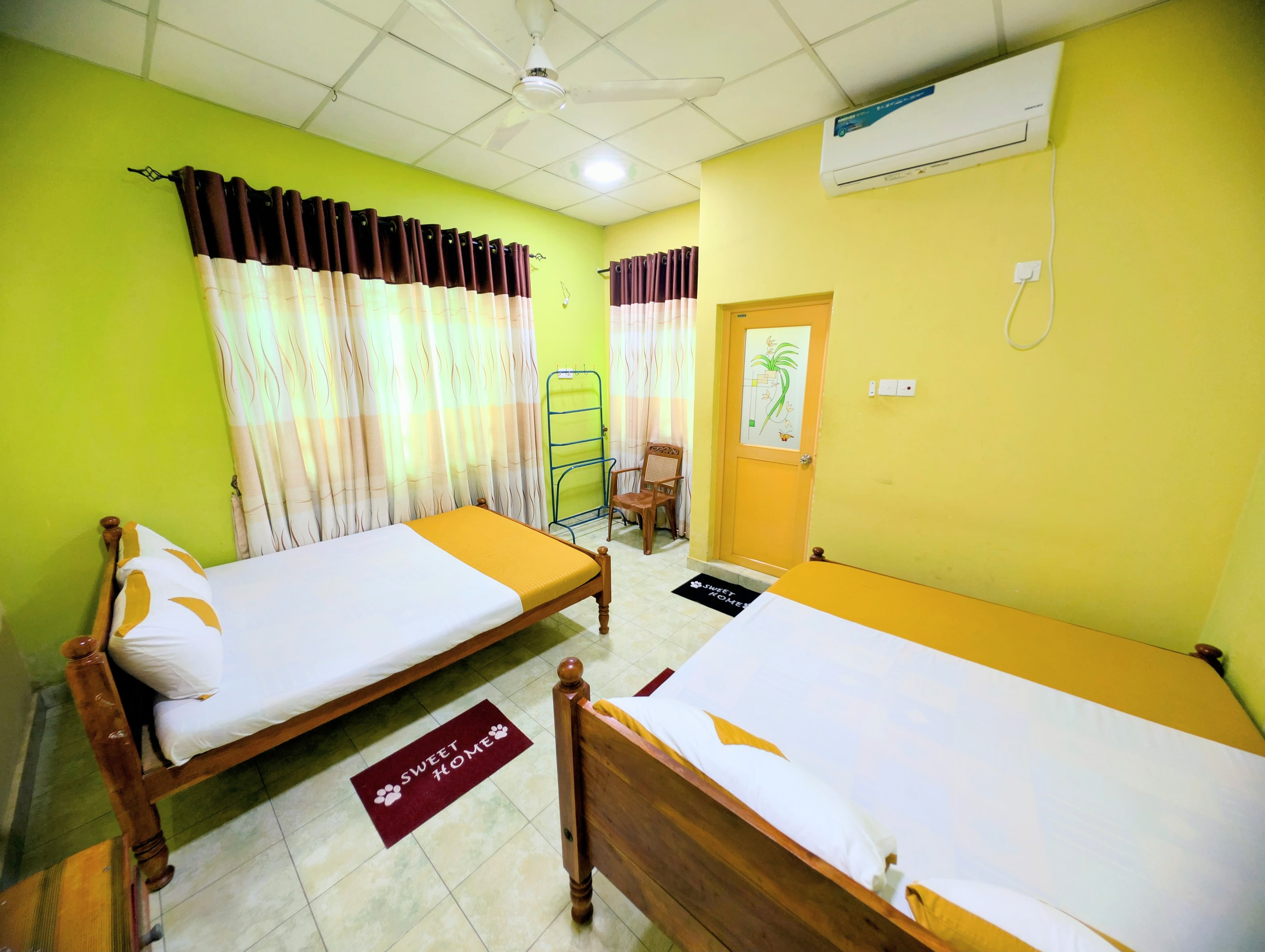 Deluxe Family Room AC | Non-AC